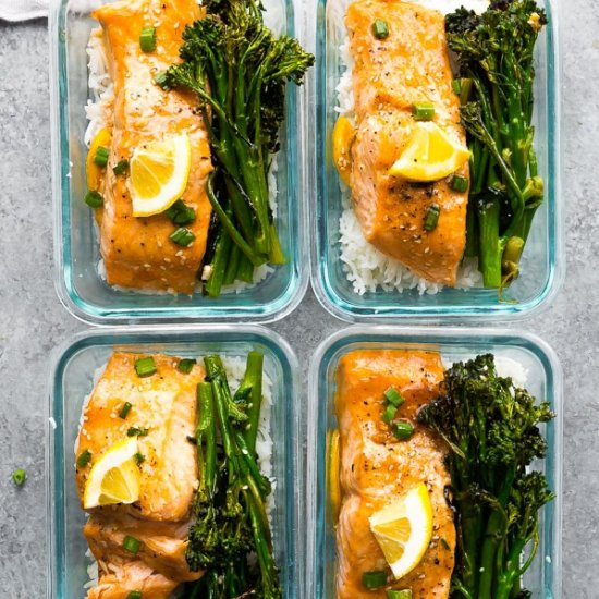 Honey Lemon Salmon & Broccolini