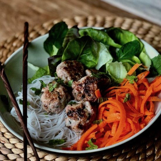 Bun Cha with Turkey Meatballs