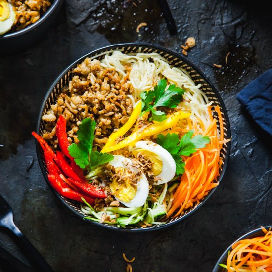 Asian Caramelized Pork Noodle Bowl