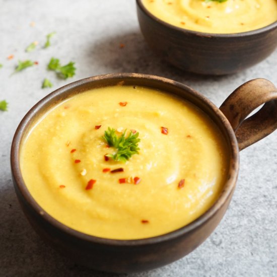 Vegan Turmeric Cauliflower Soup