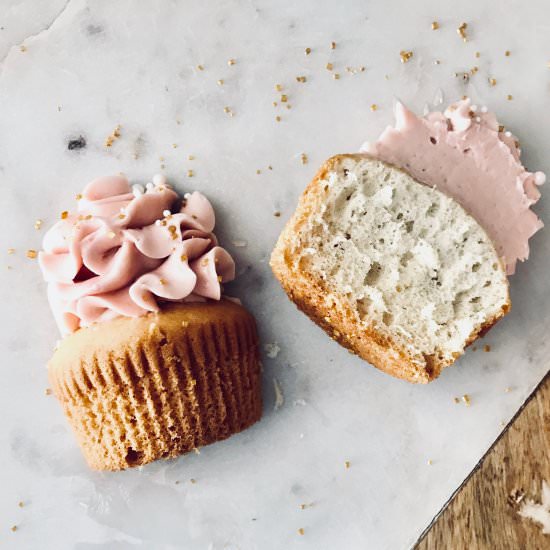 Almond Raspberry Cupcakes