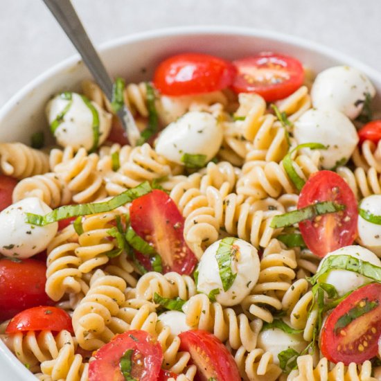 Caprese Pasta Salad