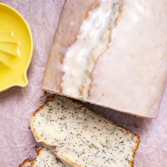 Poppy Seeds Lemon Loaf