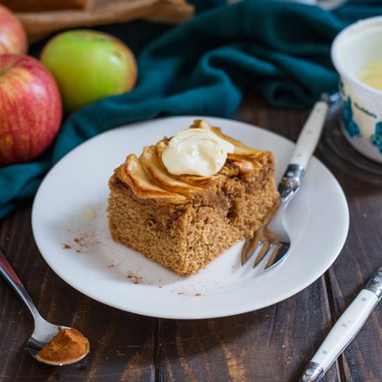 Apple Cinnamon Clotted Cream Cake