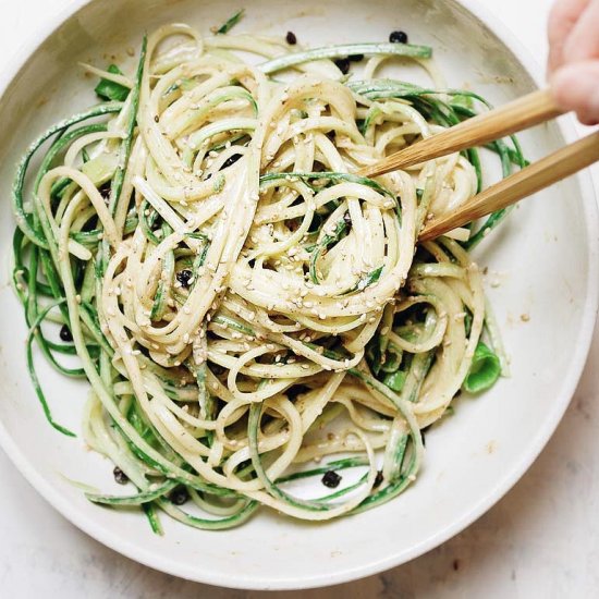 Thai Peanut Sauce Cucumber Noodles