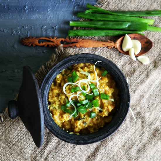 Spring Onion & Garlic Khichdi