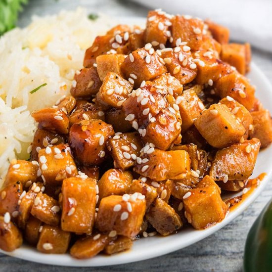 Honey Sriracha Sesame Tofu