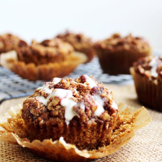 Paleo Pumpkin Streusel Muffins