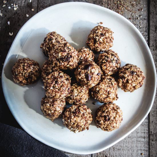 No Bake Oatmeal Cookie Energy Bites