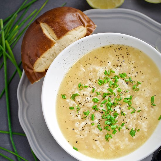 Vegan greek lemon soup (avgolemono)