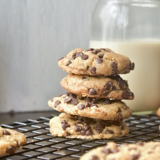 Vegan Chocolate Chip Cookies