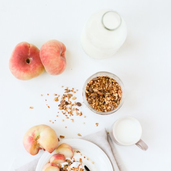 Granola with puffed quinoa