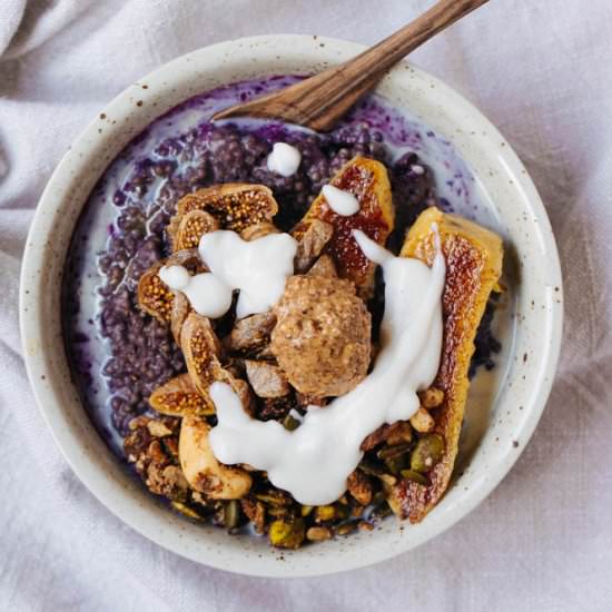 Blueberry & millet porridge