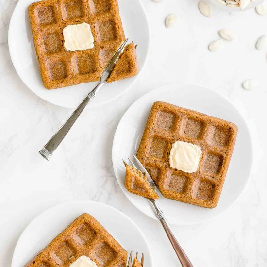 Healthy Pumpkin Waffles