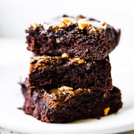 MAPLE TAHINI LOW CARB BROWNIES