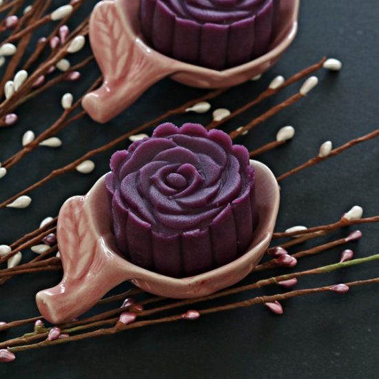 Purple Sweet Potato Mooncakes