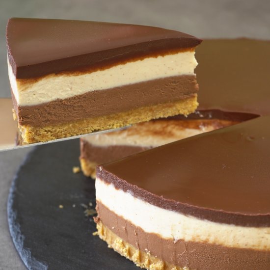 Peanut Butter Chocolate Cheesecake