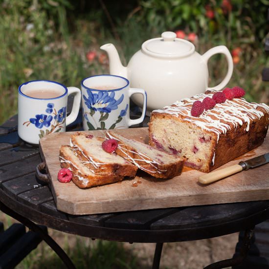 Raspberry and White Chocolate Cake