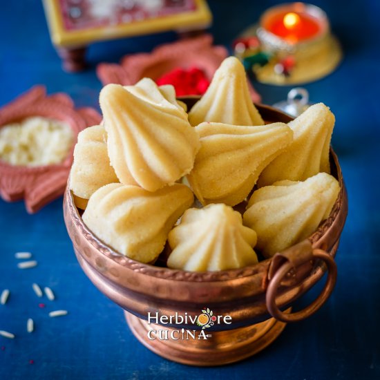 Rava Modak | Semolina Modak