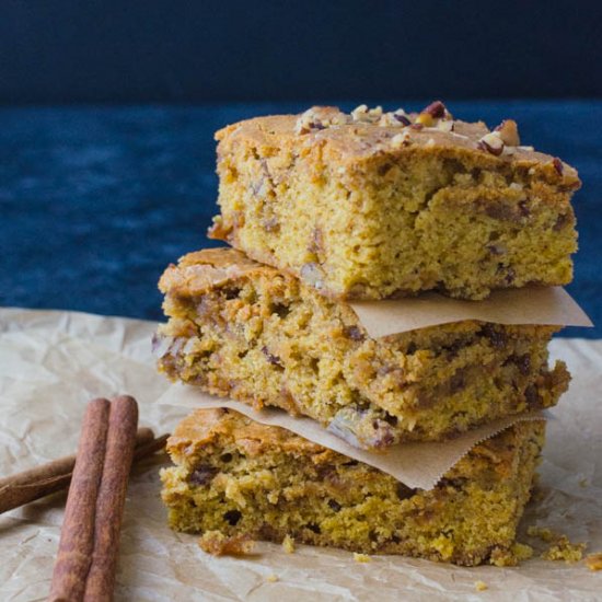 Pecan Brickle Pumpkin Blondies