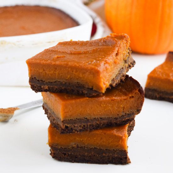 Pumpkin Pie Bar w/ Gingersnap Crust