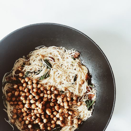 Hearty Chickpea Pasta