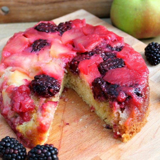 Slow cooker blackberry & apple cake