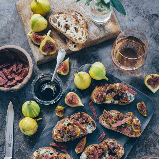 Roasted Fig Crostini