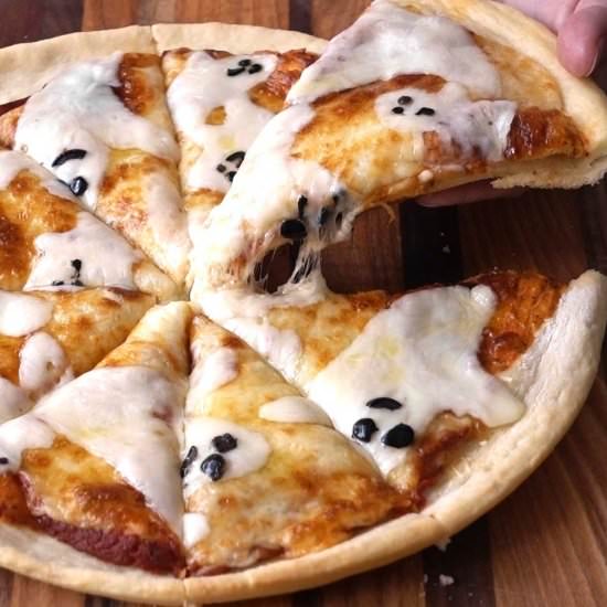 Halloween Ghost Pizza