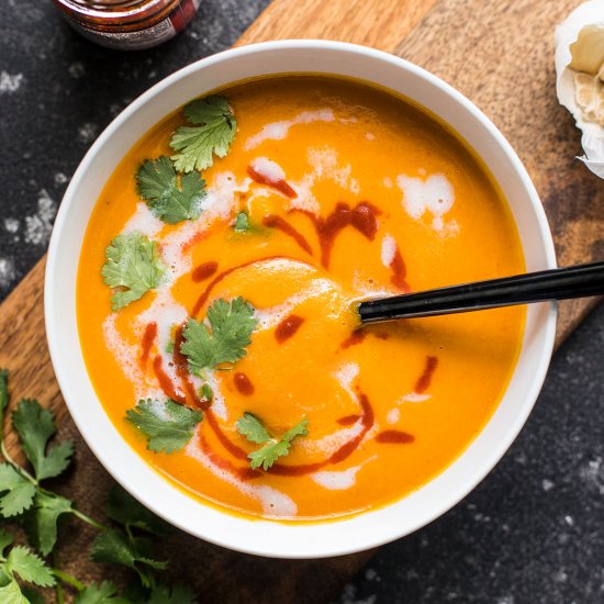 Thai Coconut Curry Carrot Soup