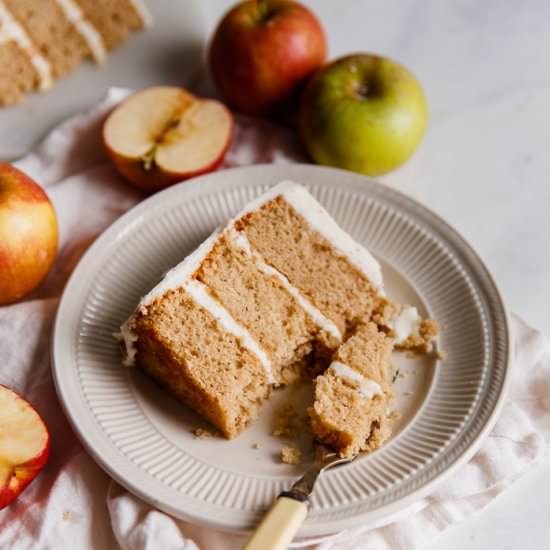 Spiced Cider Apple Cake