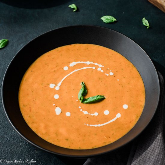 Creamy Tomato Basil Bisque