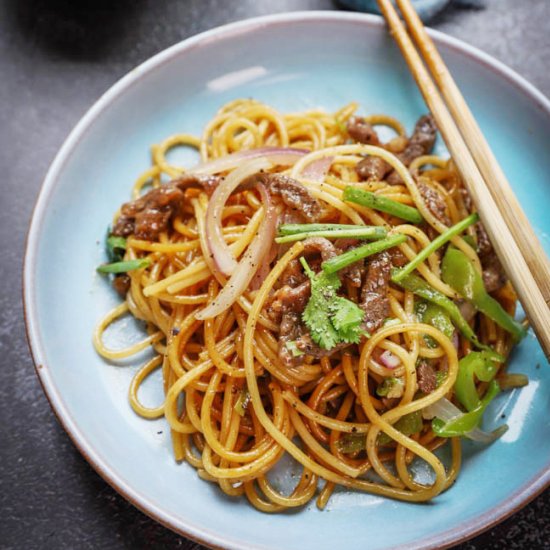 Black Pepper Beef Noodles