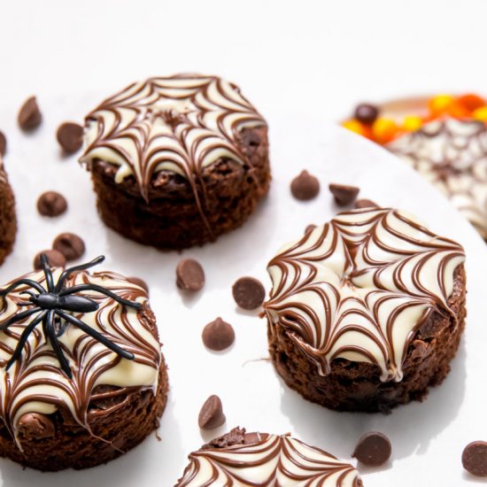 Spider web brownie bites