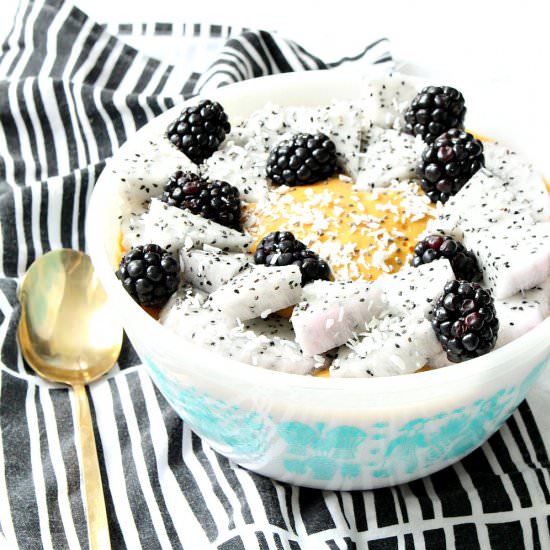 Pumpkin Spice Smoothie Bowl