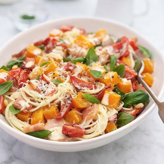 Creamy Pumpkin Tomato Bacon Pasta