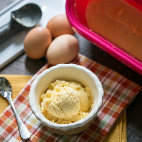 Egg Fast Vanilla Custard Ice Cream