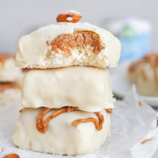 white choc almond bounty bites