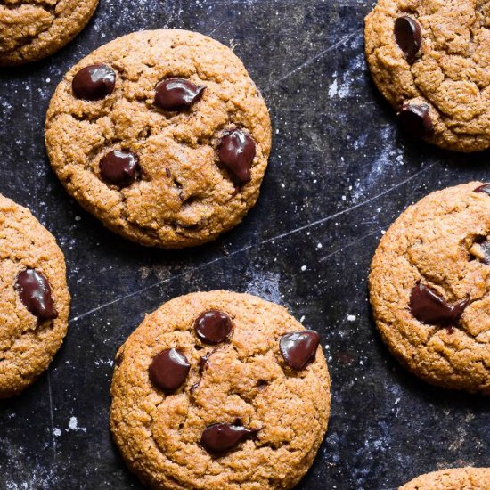 Pumpkin Spice Chocolate Chip Cookie