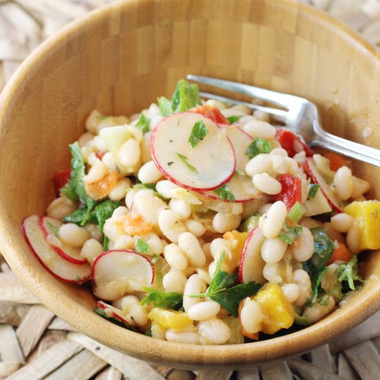 Alubia bean salad