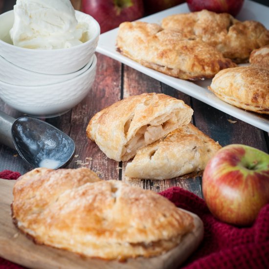 Apple pie pockets