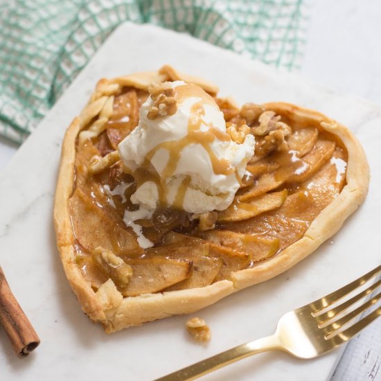 Apple Pie Tart a La Mode