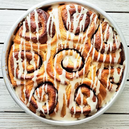 Chai Cinnamon Rolls