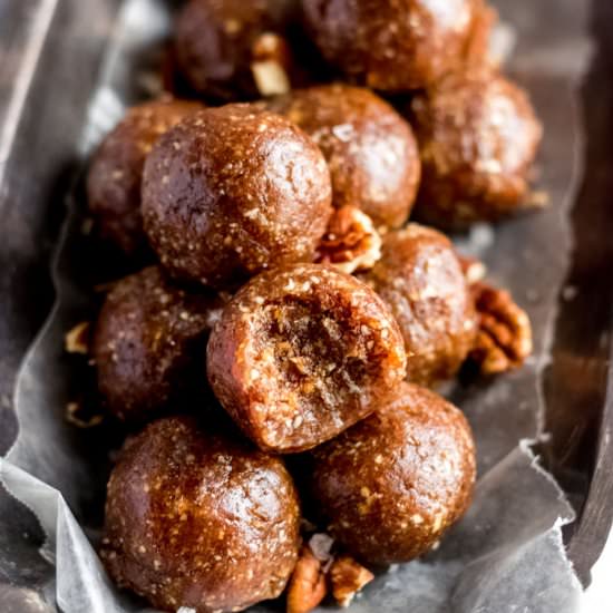 Vegan Pecan Pie Bites