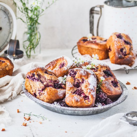 Mini Blackberry & Apple Loaf