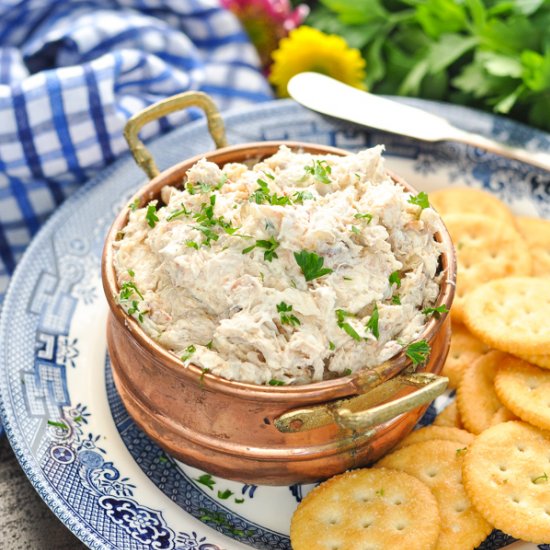 10-Minute Holiday Crab Dip