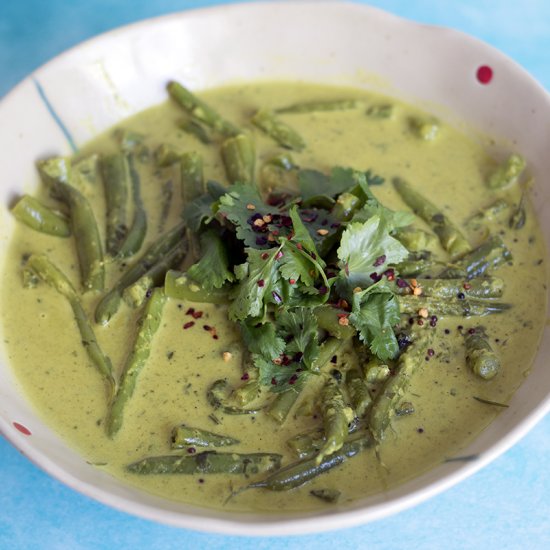 Vegan coconut green bean curry