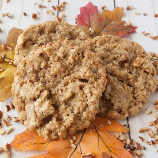 Maple Pecan Oatmeal Cookies