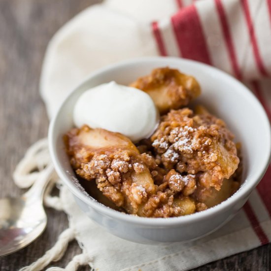 Easy Apple Crisp Recipe