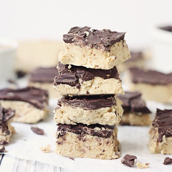 Easy No-Bake Peanut Butter Bars